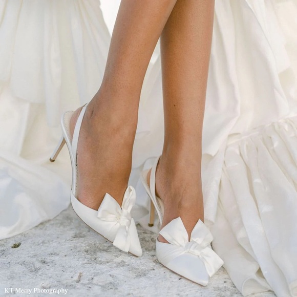 NIB Bella Belle Reese Pointed Toe Wedding Slingback Heels with Bow - Picture 5 of 10